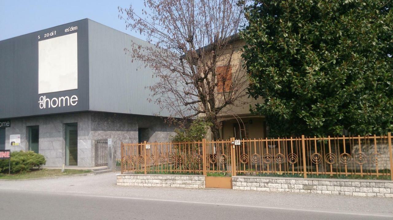 B&B Family Home Soresina Экстерьер фото