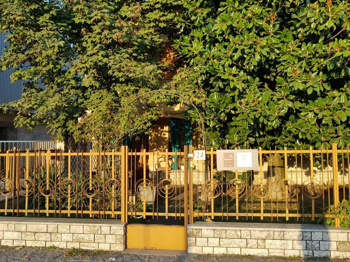 B&B Family Home Soresina Экстерьер фото